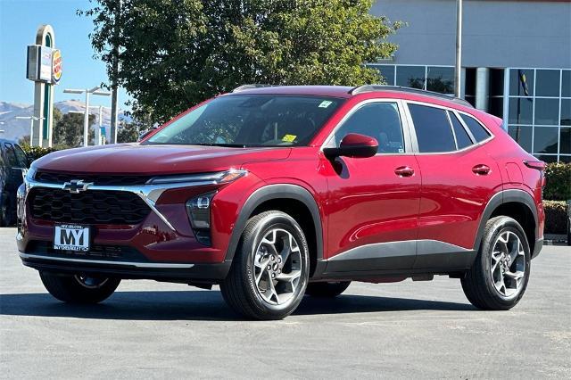 2025 Chevrolet Trax Vehicle Photo in SALINAS, CA 93907-2500