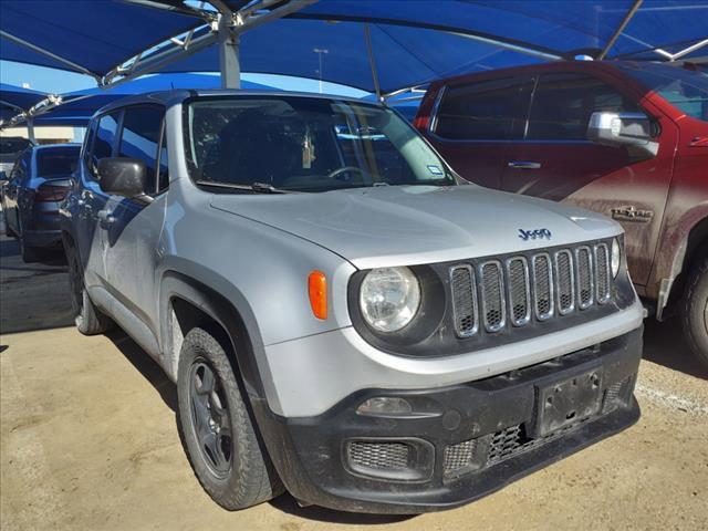 2016 Jeep Renegade Vehicle Photo in DENTON, TX 76210-9321