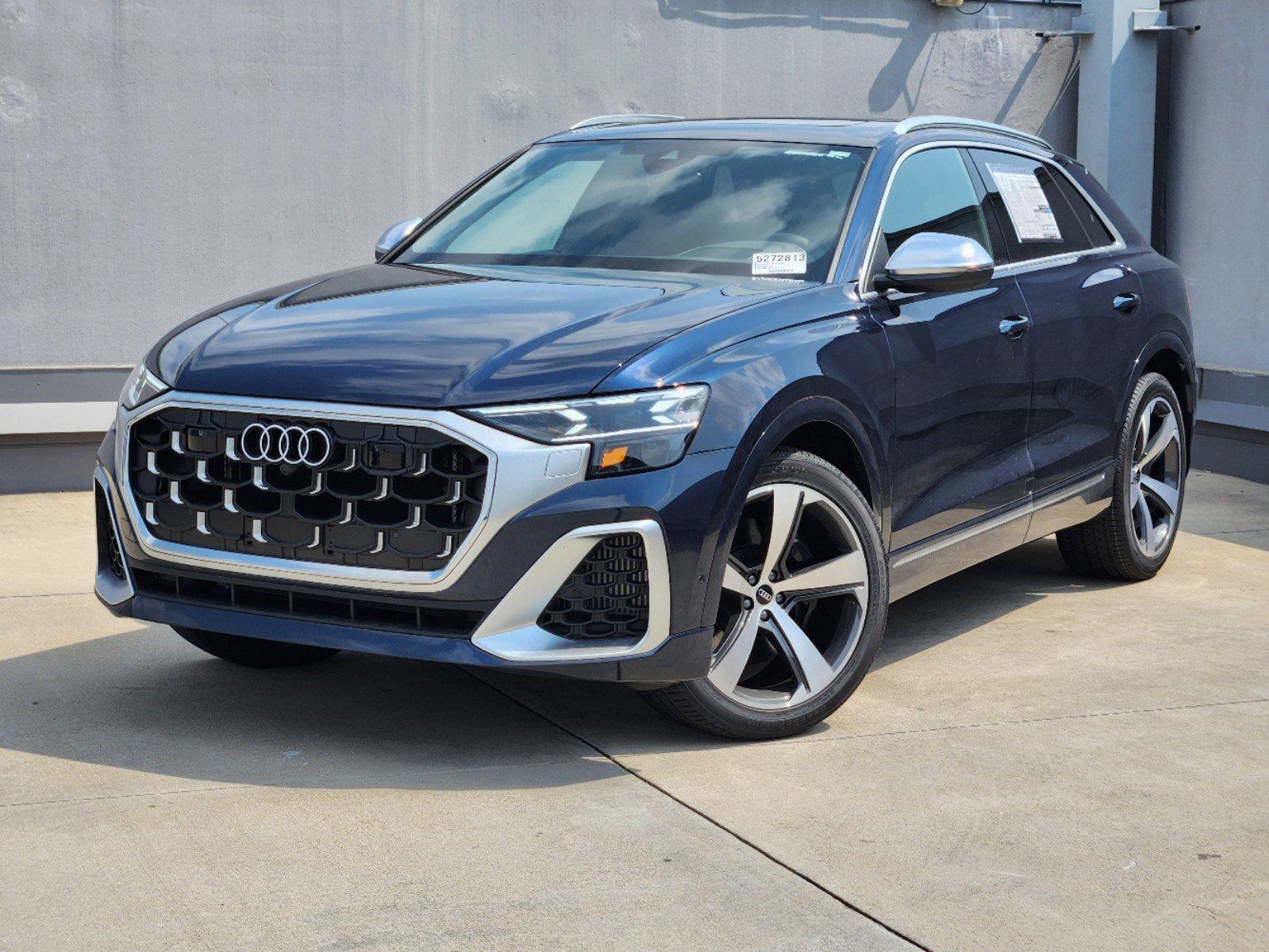 2024 Audi SQ8 Vehicle Photo in SUGAR LAND, TX 77478