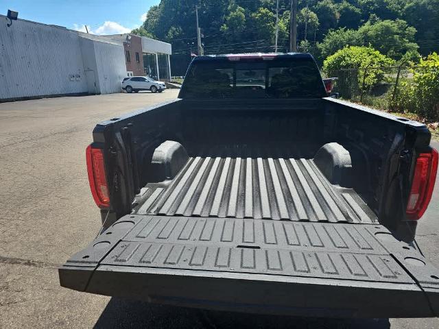 2024 GMC Sierra 1500 Vehicle Photo in GLENSHAW, PA 15116-1739