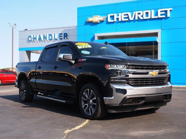 Used 2021 Chevrolet Silverado 1500 LT with VIN 3GCUYDET8MG158463 for sale in Madison, IN