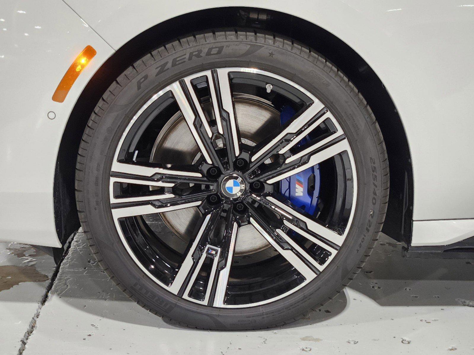 2024 BMW i7 Vehicle Photo in GRAPEVINE, TX 76051