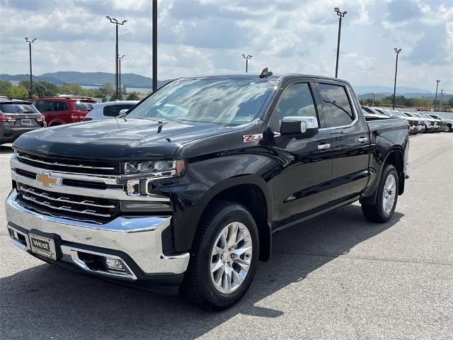 2021 Chevrolet Silverado 1500 Vehicle Photo in ALCOA, TN 37701-3235