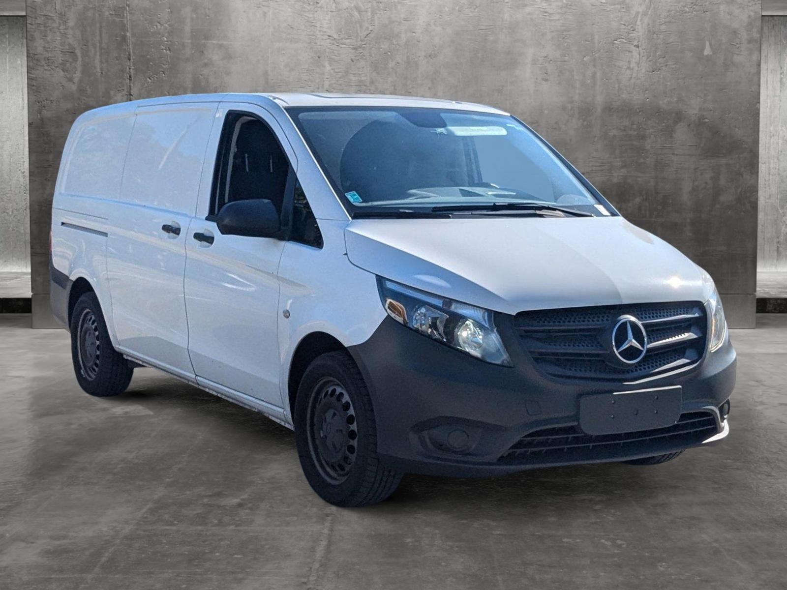 2017 Mercedes-Benz Metris Cargo Van Vehicle Photo in Coconut Creek, FL 33073