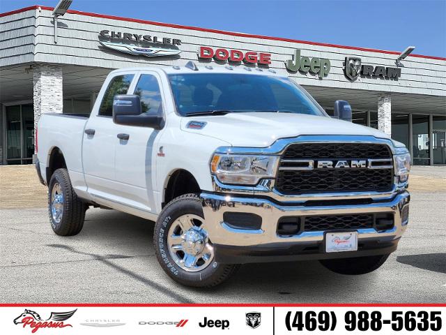 2024 Ram 2500 Vehicle Photo in Ennis, TX 75119-5114