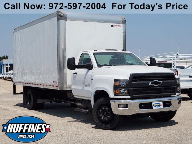 2022 Chevrolet Silverado Chassis Cab Vehicle Photo in LEWISVILLE, TX 75067