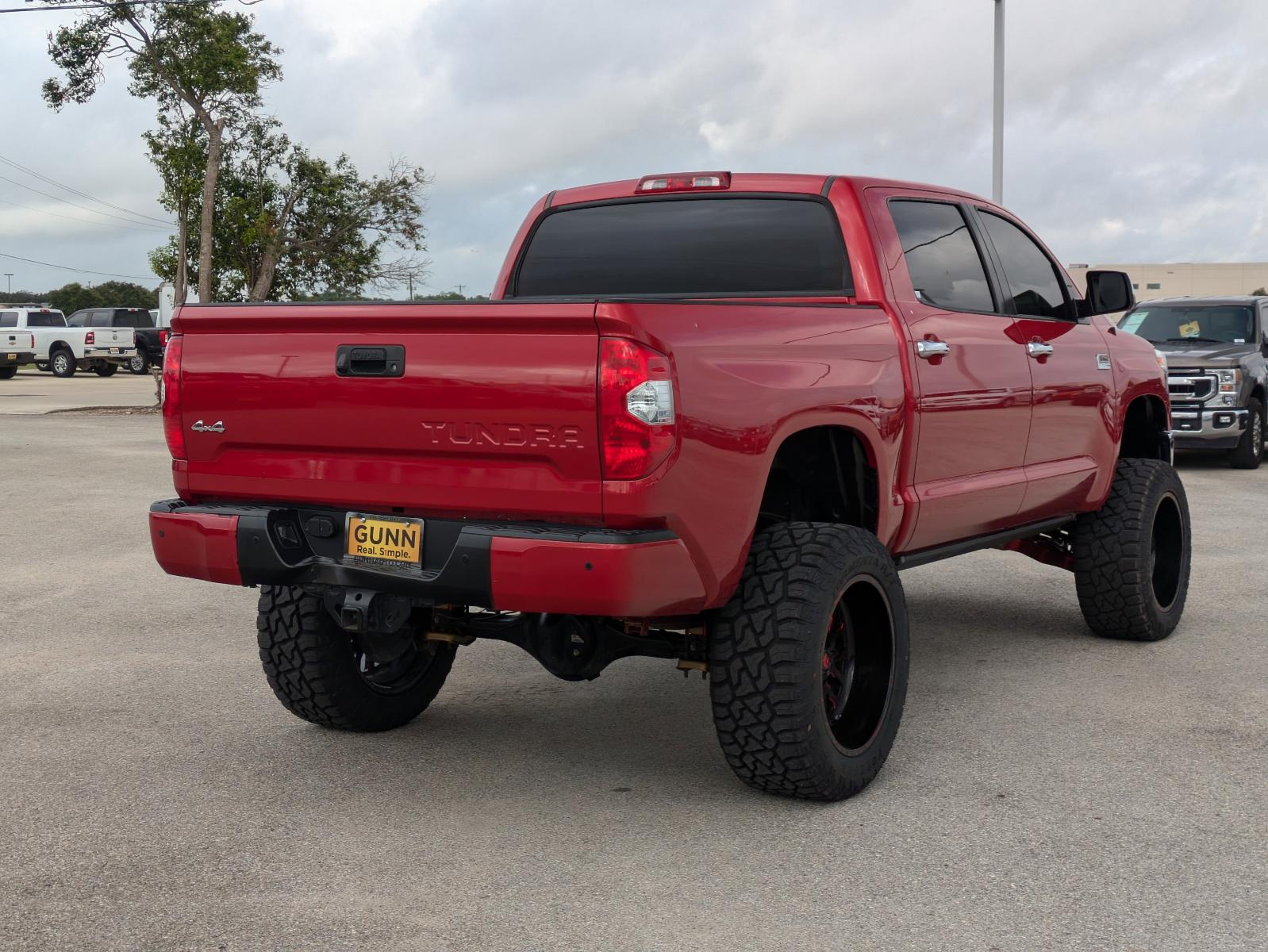 2018 Toyota Tundra 4WD Vehicle Photo in Seguin, TX 78155