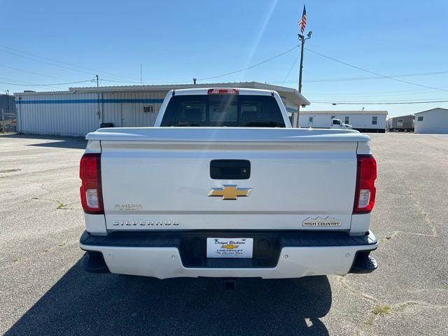 2018 Chevrolet Silverado 1500 Vehicle Photo in TUPELO, MS 38801-6508