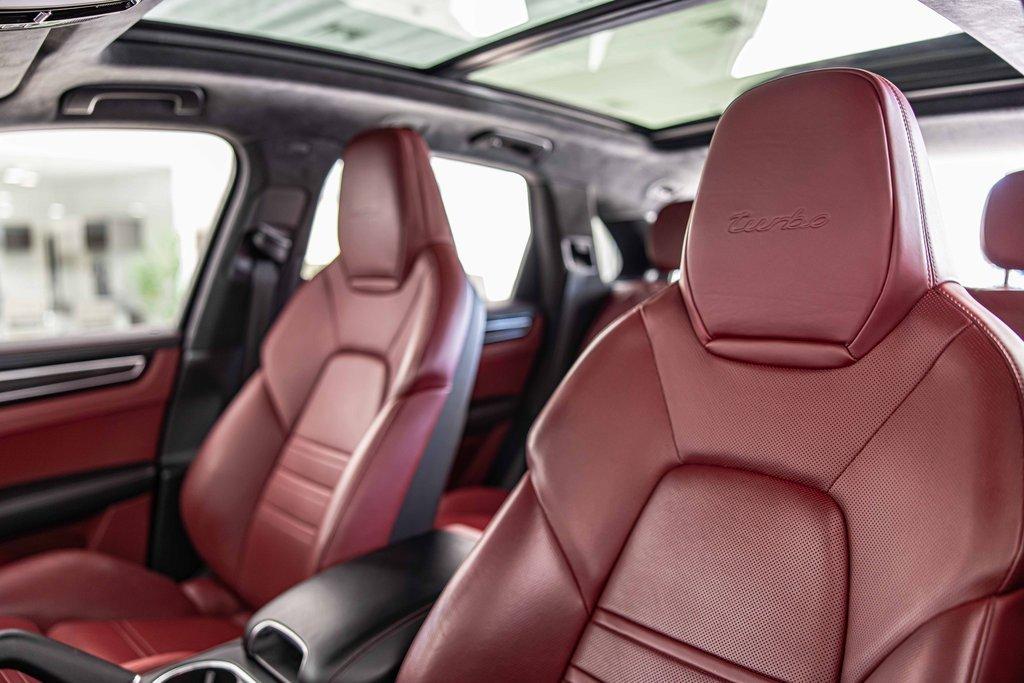 2020 Porsche Cayenne Vehicle Photo in Saint Charles, IL 60174