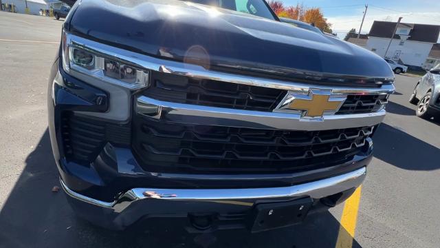 2022 Chevrolet Silverado 1500 Vehicle Photo in MASSENA, NY 13662-2255