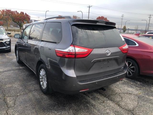 2017 Toyota Sienna Vehicle Photo in Akron, OH 44312