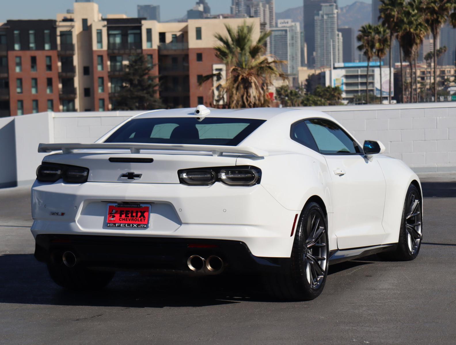 2023 Chevrolet Camaro Vehicle Photo in LOS ANGELES, CA 90007-3794