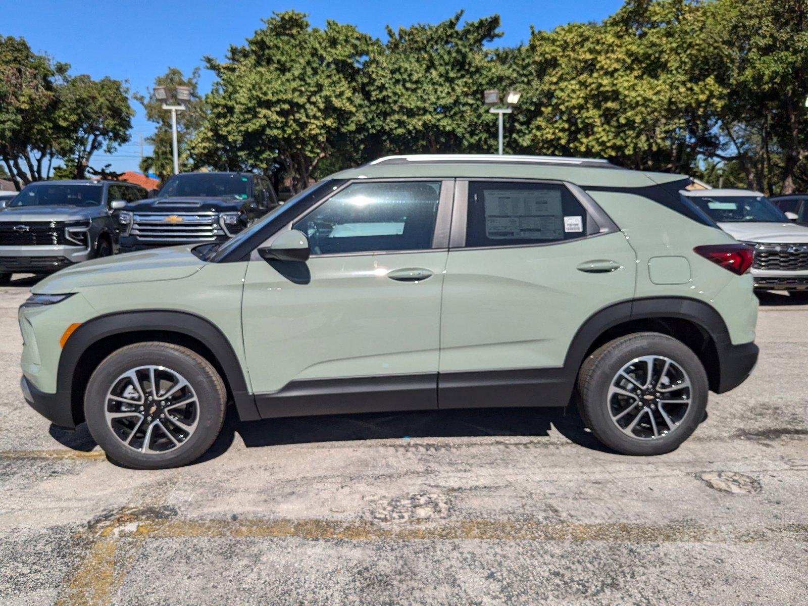 2025 Chevrolet Trailblazer Vehicle Photo in MIAMI, FL 33134-2699