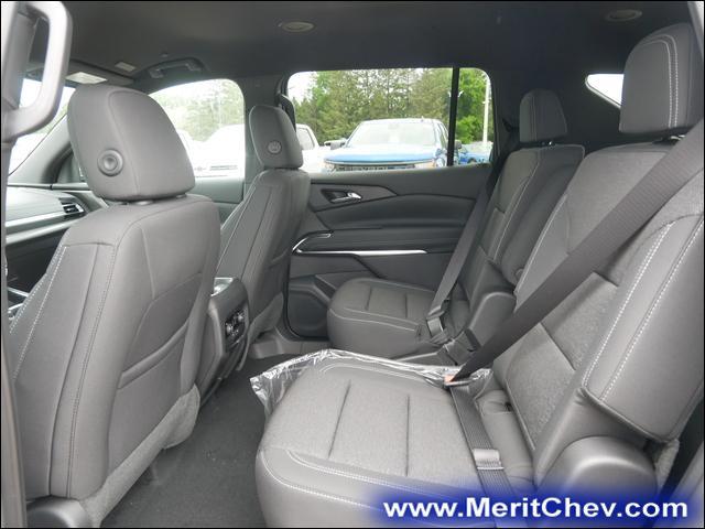 2024 Chevrolet Traverse Vehicle Photo in MAPLEWOOD, MN 55119-4794