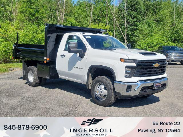 2024 Chevrolet Silverado 3500 HD CC Vehicle Photo in PAWLING, NY 12564-3219