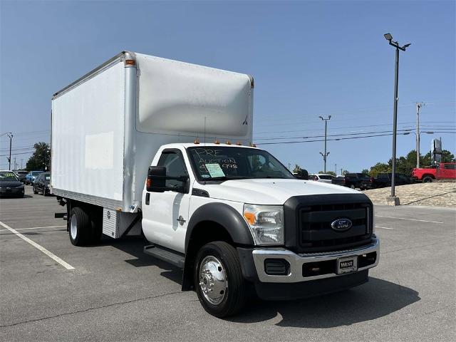 2013 Ford Super Duty F-550 DRW Vehicle Photo in ALCOA, TN 37701-3235