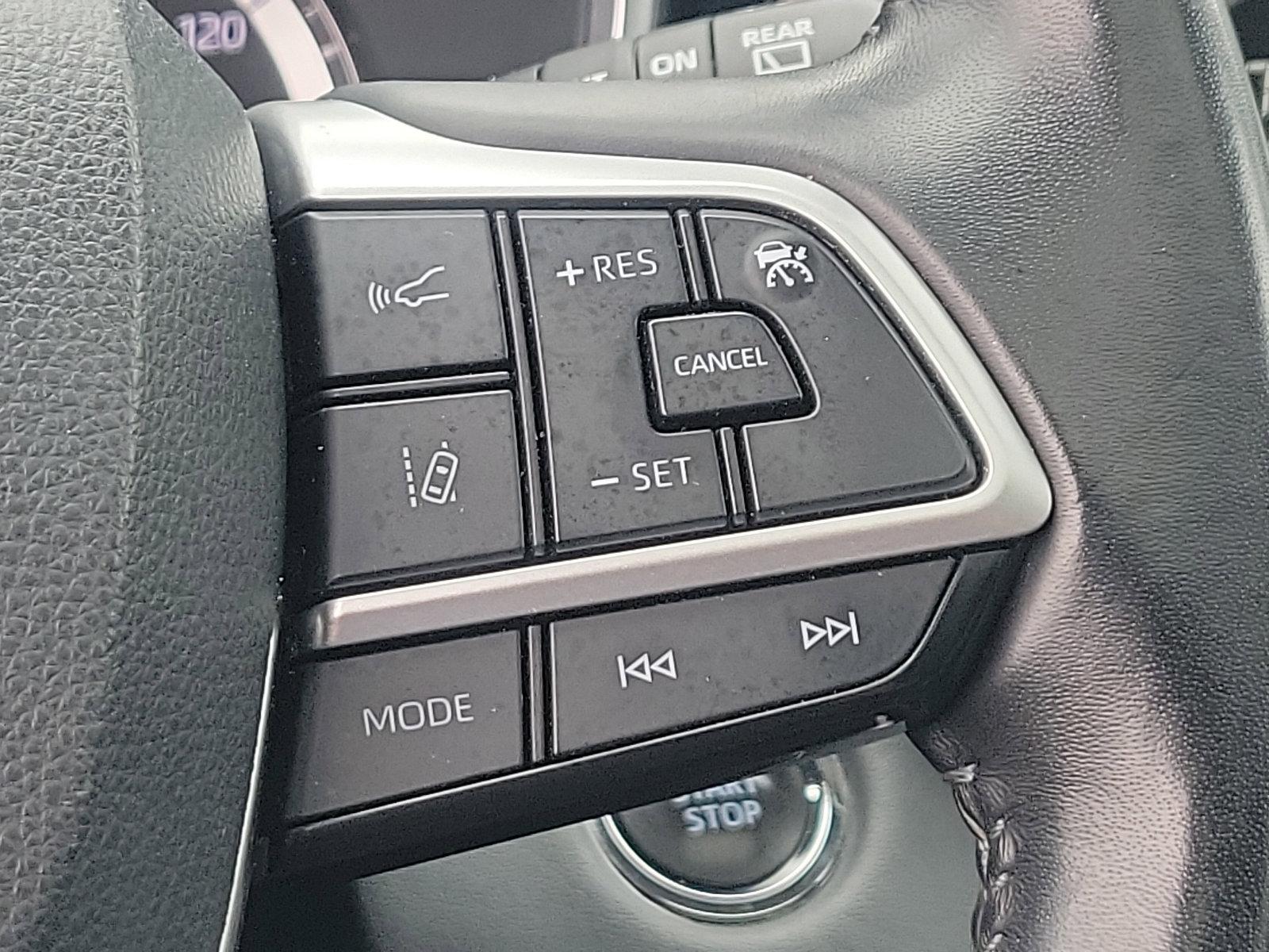 2022 Toyota Highlander Vehicle Photo in Trevose, PA 19053