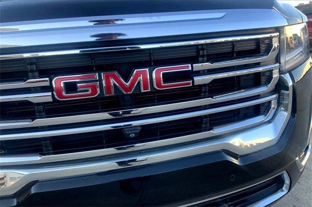 2023 GMC Acadia Vehicle Photo in TOPEKA, KS 66609-0000