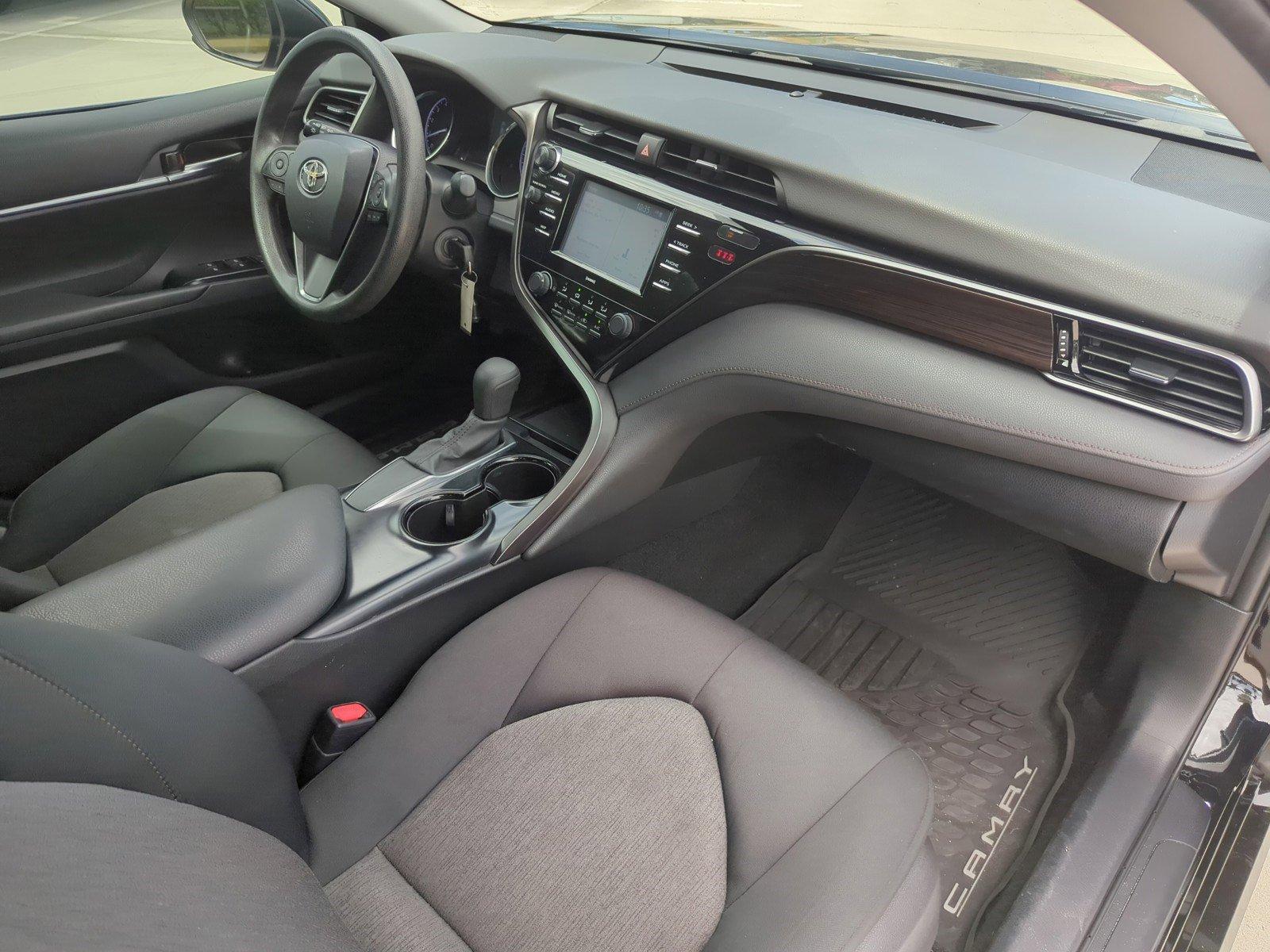 2020 Toyota Camry Vehicle Photo in Pembroke Pines, FL 33027