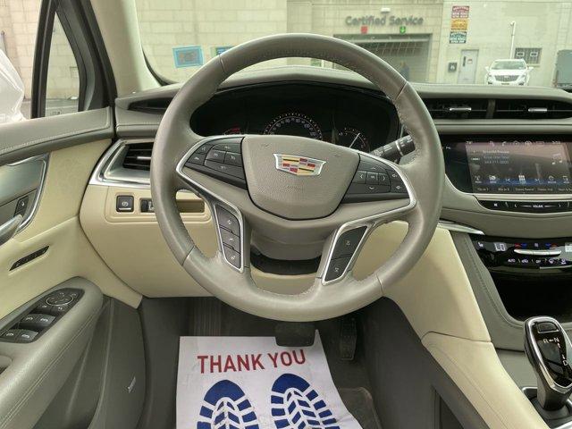 2017 Cadillac XT5 Vehicle Photo in WILLIAMSVILLE, NY 14221-4303