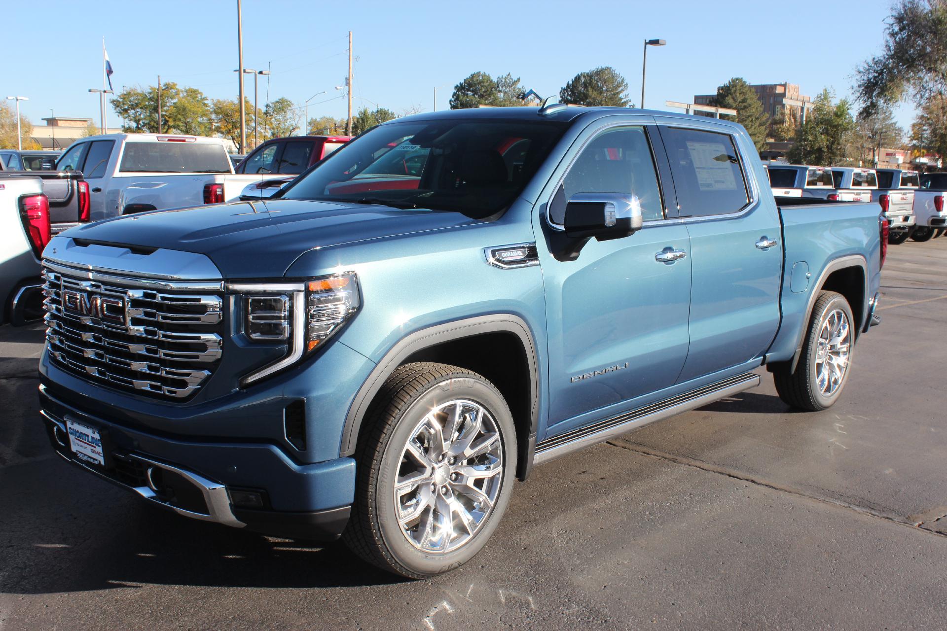 2025 GMC Sierra 1500 Vehicle Photo in AURORA, CO 80012-4011