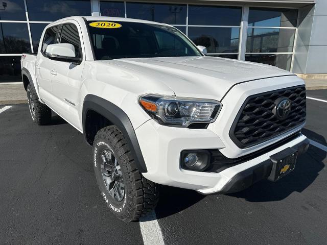 Used 2020 Toyota Tacoma TRD Off Road with VIN 3TMCZ5AN5LM329157 for sale in Kansas City