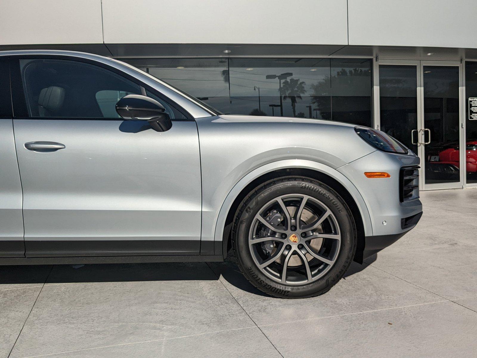 2024 Porsche Cayenne Vehicle Photo in Maitland, FL 32751