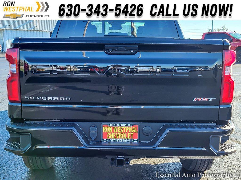 2025 Chevrolet Silverado 1500 Vehicle Photo in AURORA, IL 60503-9326