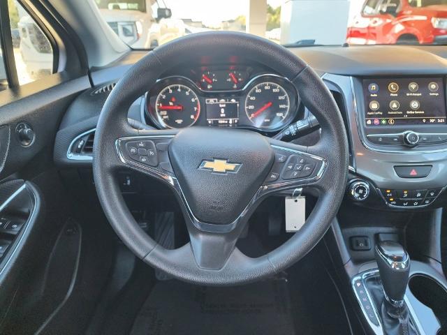 2019 Chevrolet Cruze Vehicle Photo in PARIS, TX 75460-2116