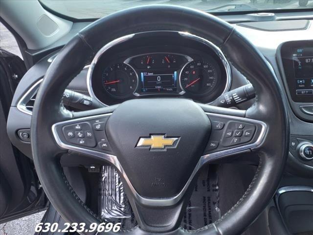 2018 Chevrolet Malibu Vehicle Photo in Saint Charles, IL 60174