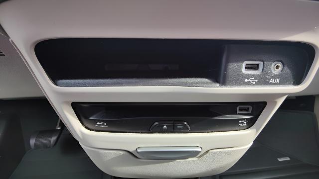 2017 Chrysler Pacifica Vehicle Photo in Appleton, WI 54914