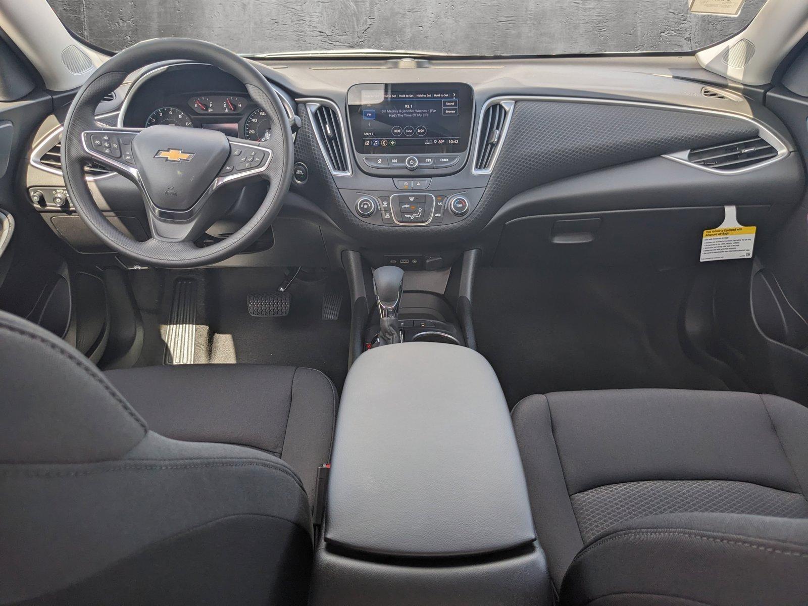 2025 Chevrolet Malibu Vehicle Photo in MIAMI, FL 33172-3015