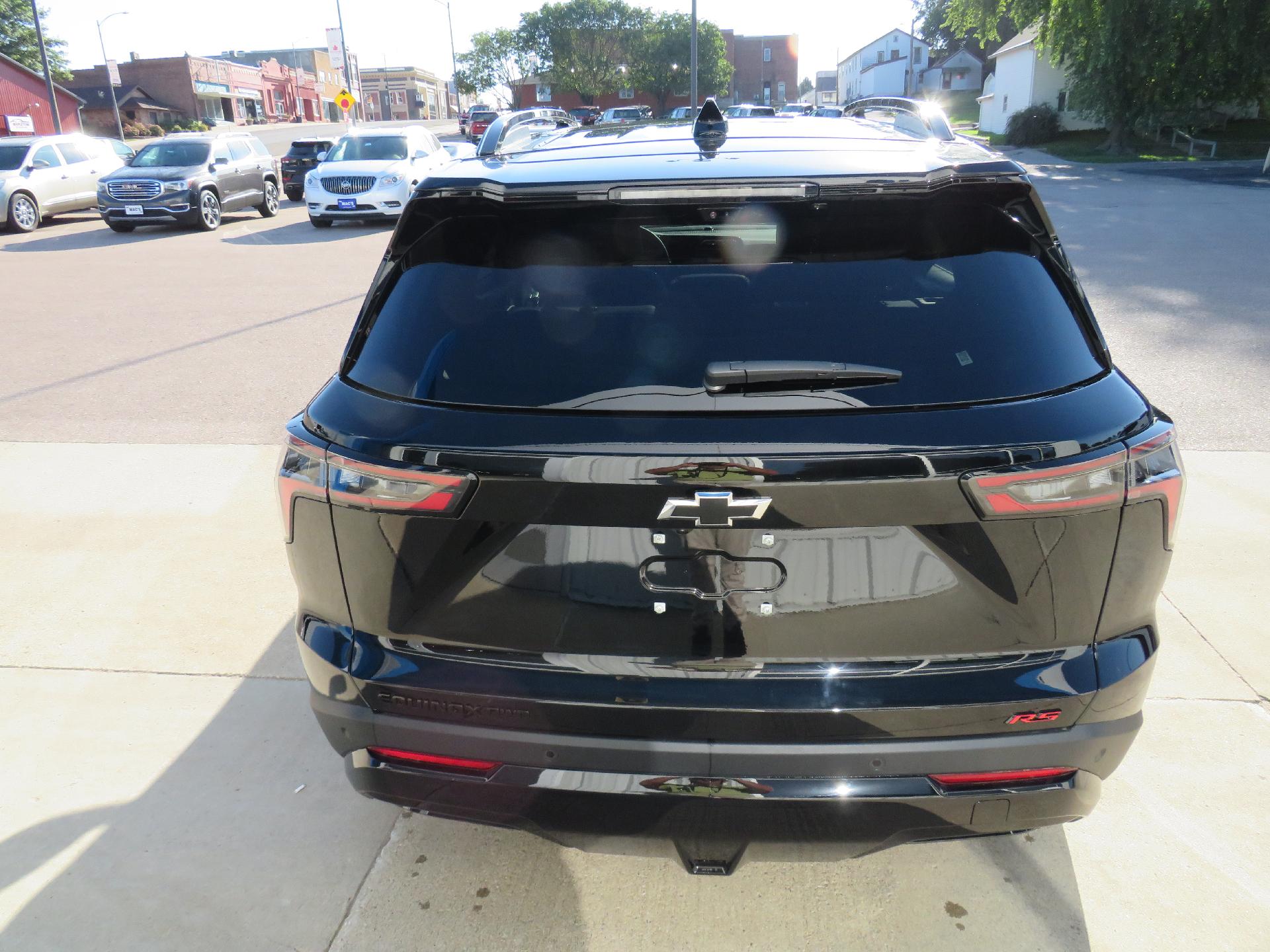 2025 Chevrolet Equinox Vehicle Photo in MAPLETON, IA 51034-1072