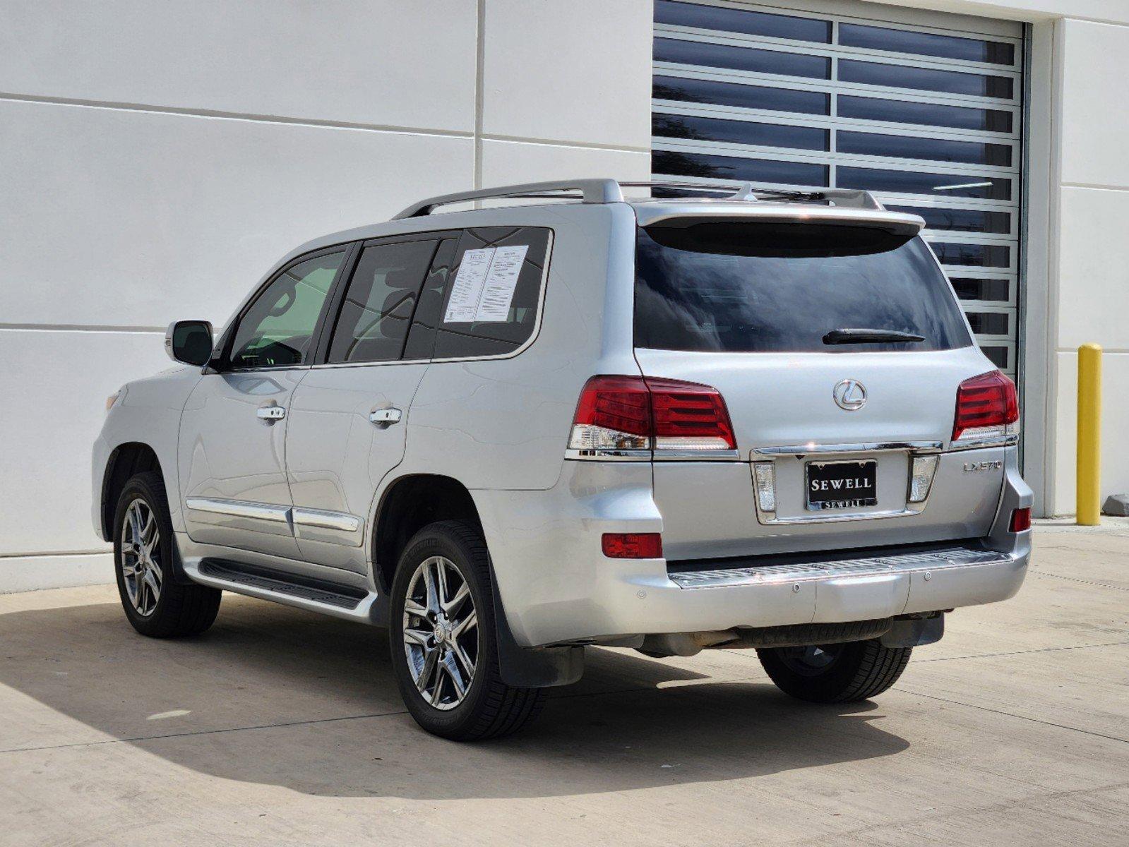 2015 Lexus LX 570 Vehicle Photo in PLANO, TX 75024