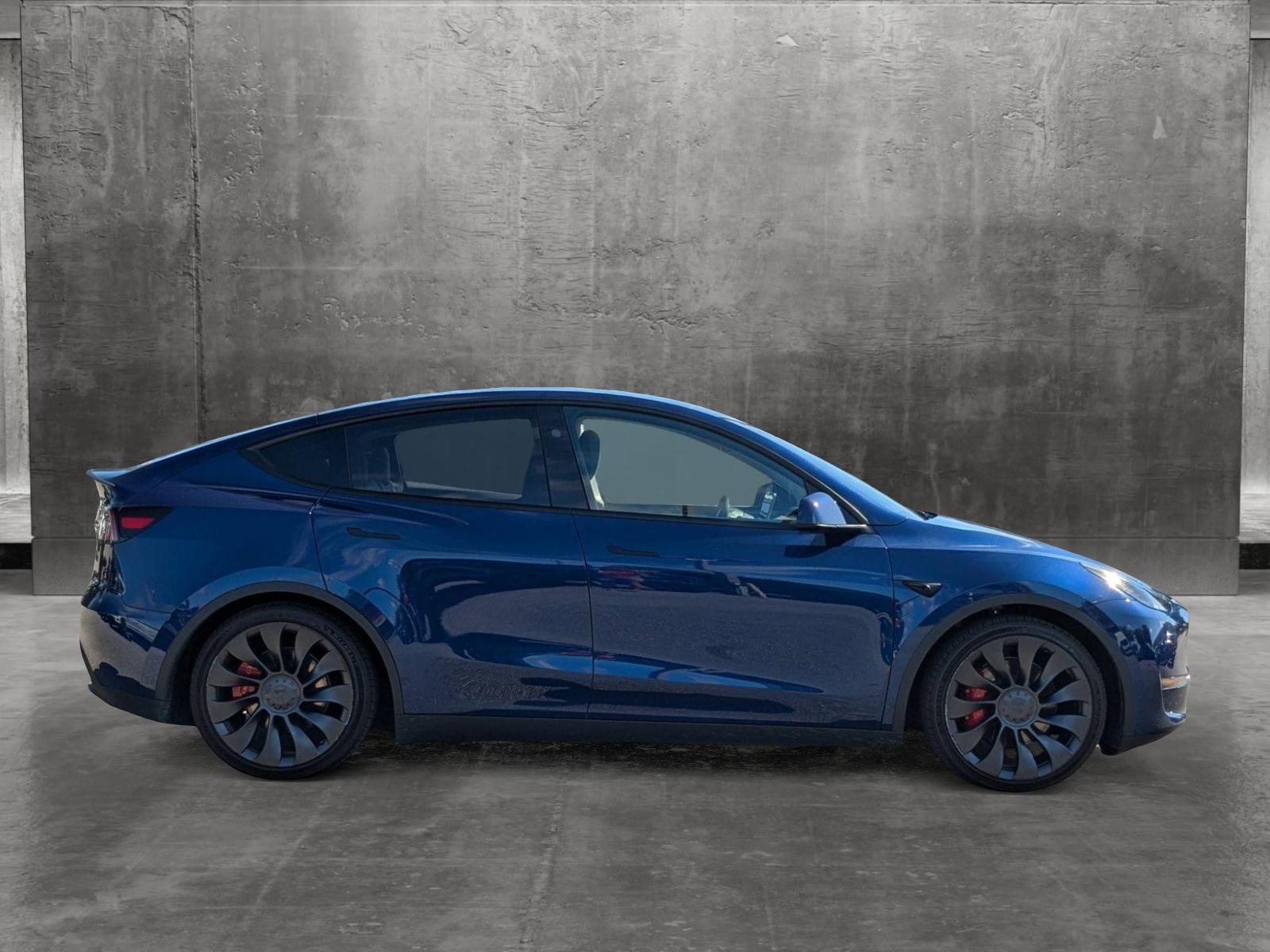 2023 Tesla Model Y Vehicle Photo in St. Petersburg, FL 33713