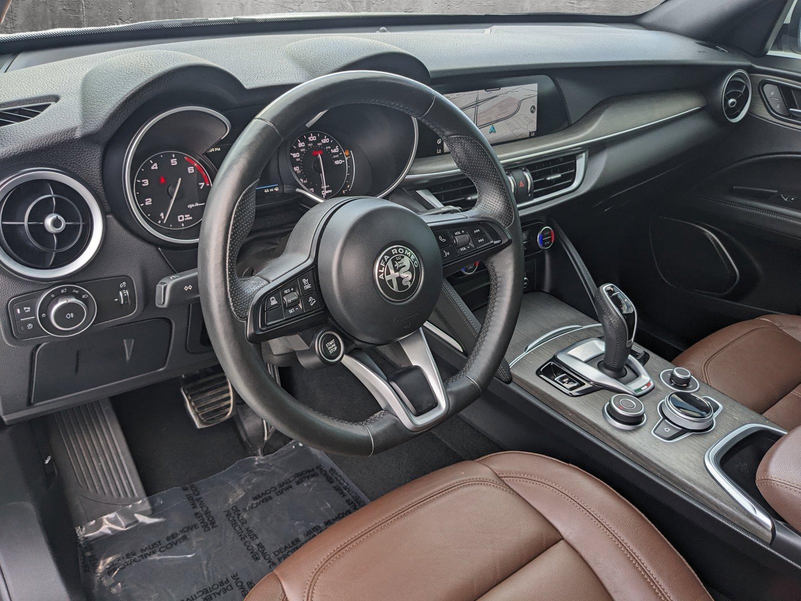 2022 Alfa Romeo Stelvio Vehicle Photo in WEST PALM BEACH, FL 33407-3296