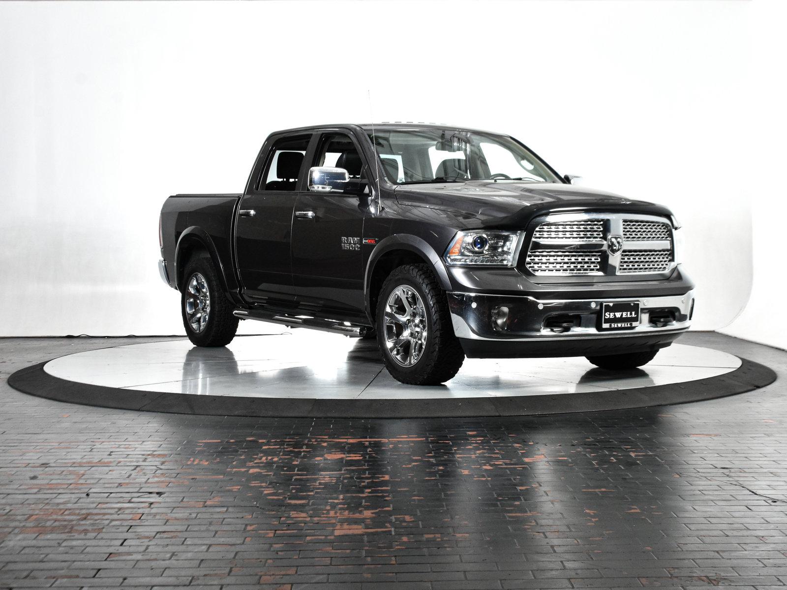 2015 Ram 1500 Vehicle Photo in DALLAS, TX 75235