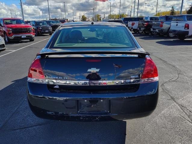 2009 Chevrolet Impala Vehicle Photo in GREEN BAY, WI 54304-5303