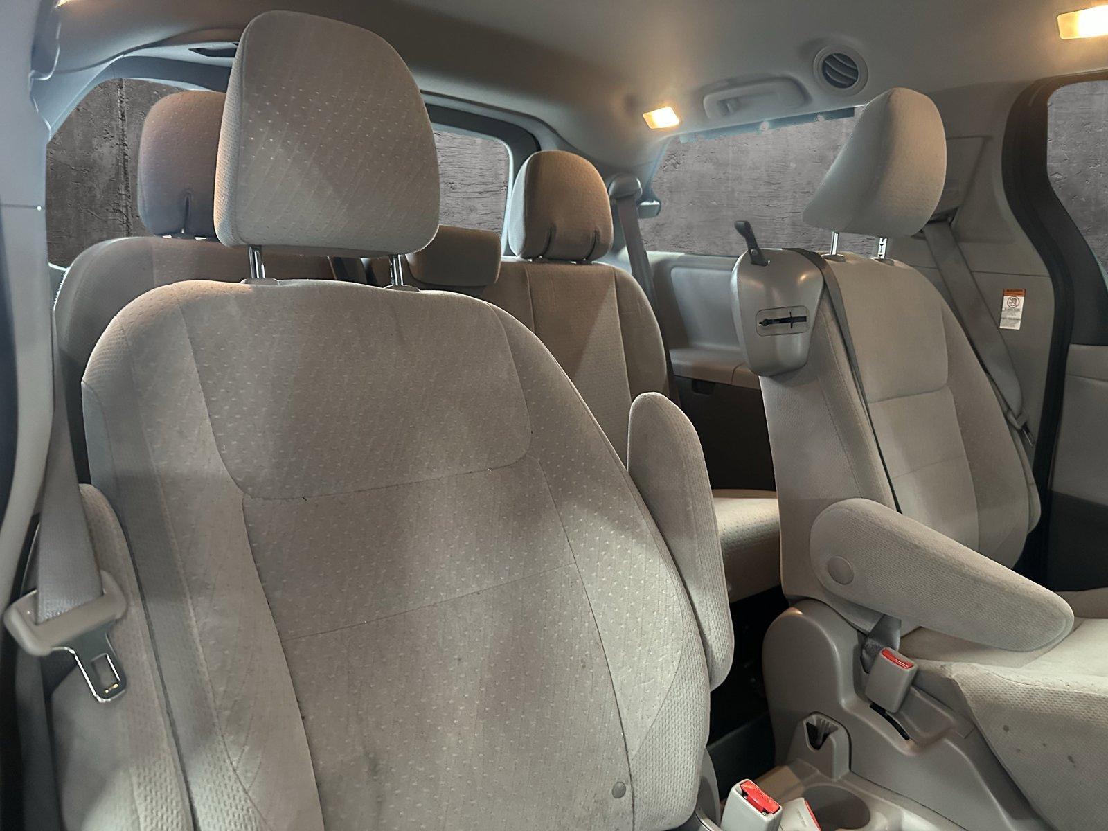 2020 Toyota Sienna Vehicle Photo in Hollywood, FL 33021