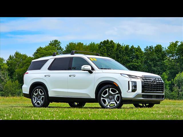 Used 2023 Hyundai Palisade Limited with VIN KM8R5DGE8PU489909 for sale in Chardon, OH