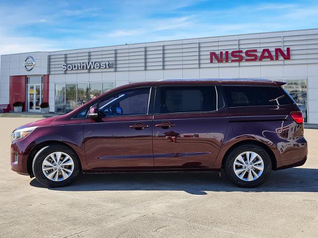 2017 Kia Sedona Vehicle Photo in Weatherford, TX 76087