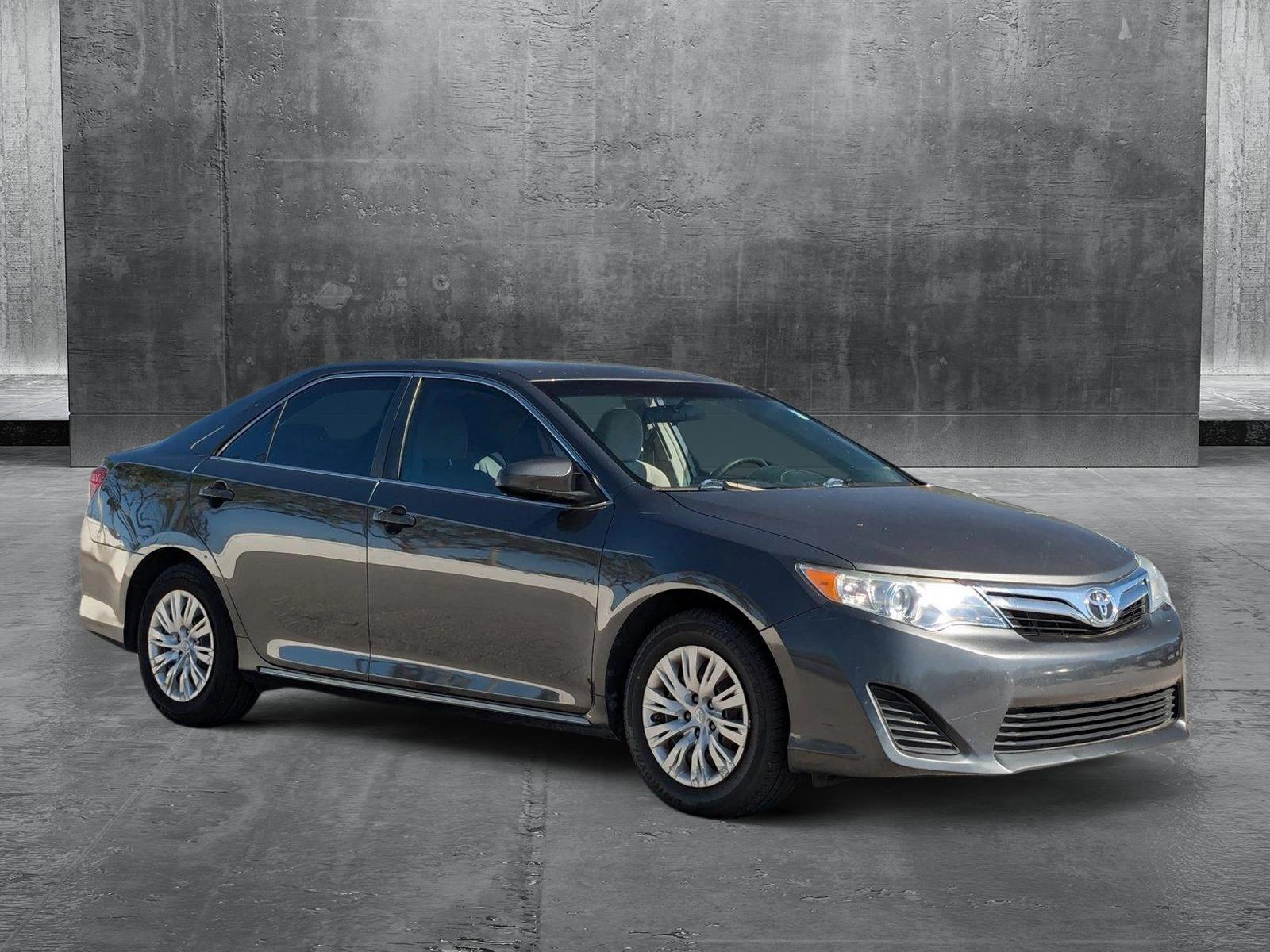 2012 Toyota Camry Vehicle Photo in St. Petersburg, FL 33713