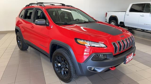 Used 2017 Jeep Cherokee Trailhawk with VIN 1C4PJMBB4HW633630 for sale in Mankato, Minnesota