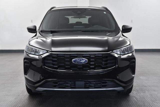 2023 Ford Escape Vehicle Photo in Akron, OH 44312