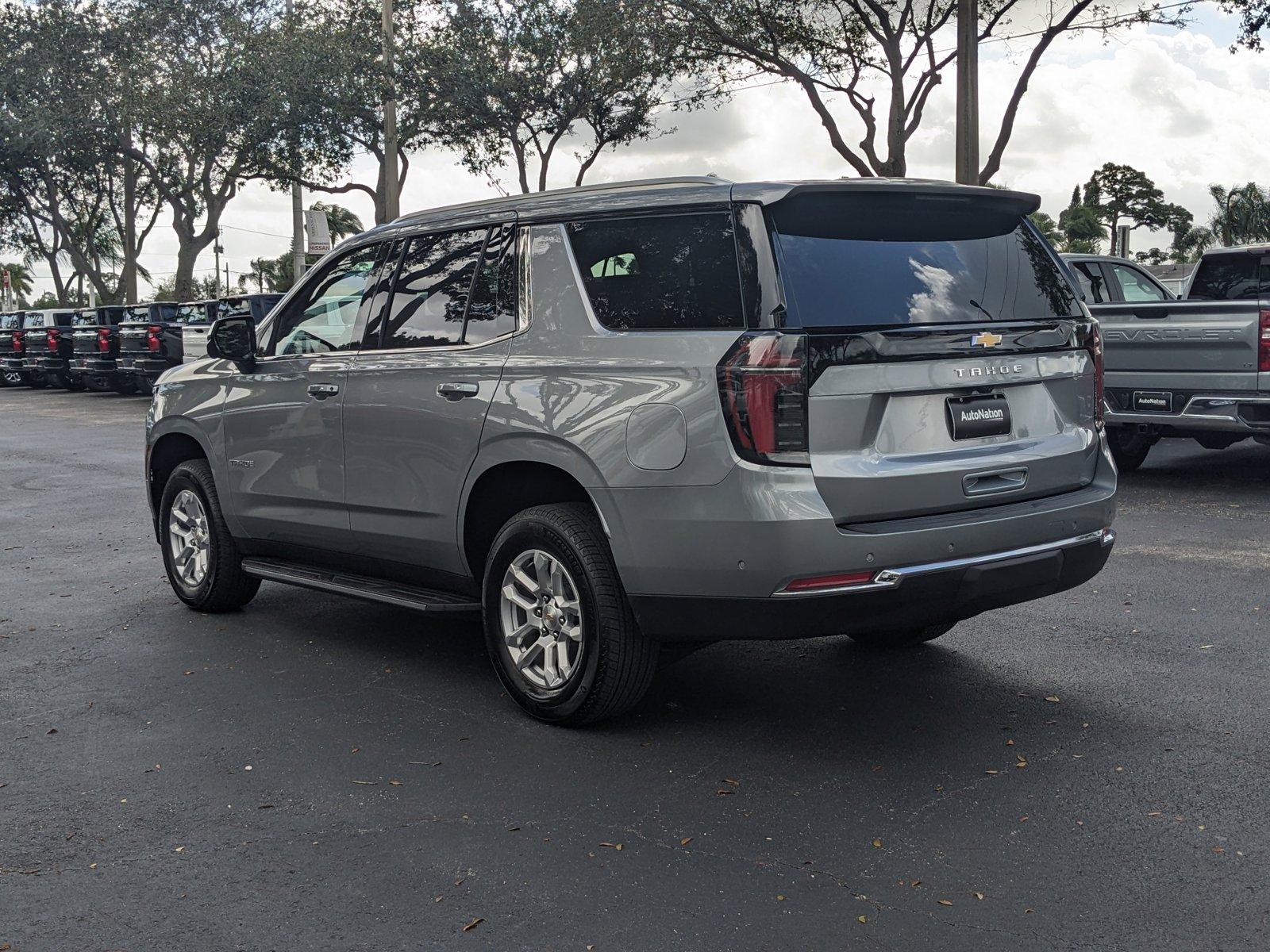 2025 Chevrolet Tahoe Vehicle Photo in GREENACRES, FL 33463-3207