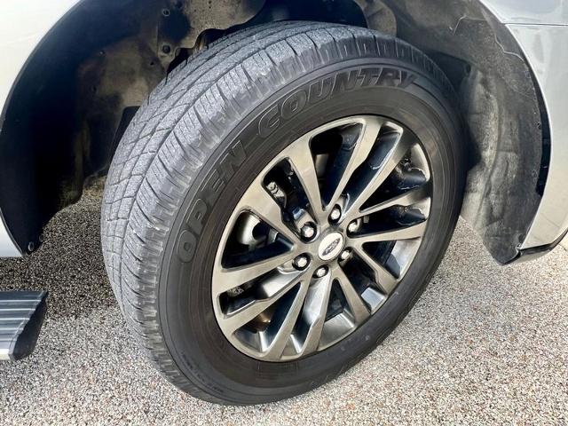 2020 Ford Expedition Max Vehicle Photo in EFFINGHAM, IL 62401-2832