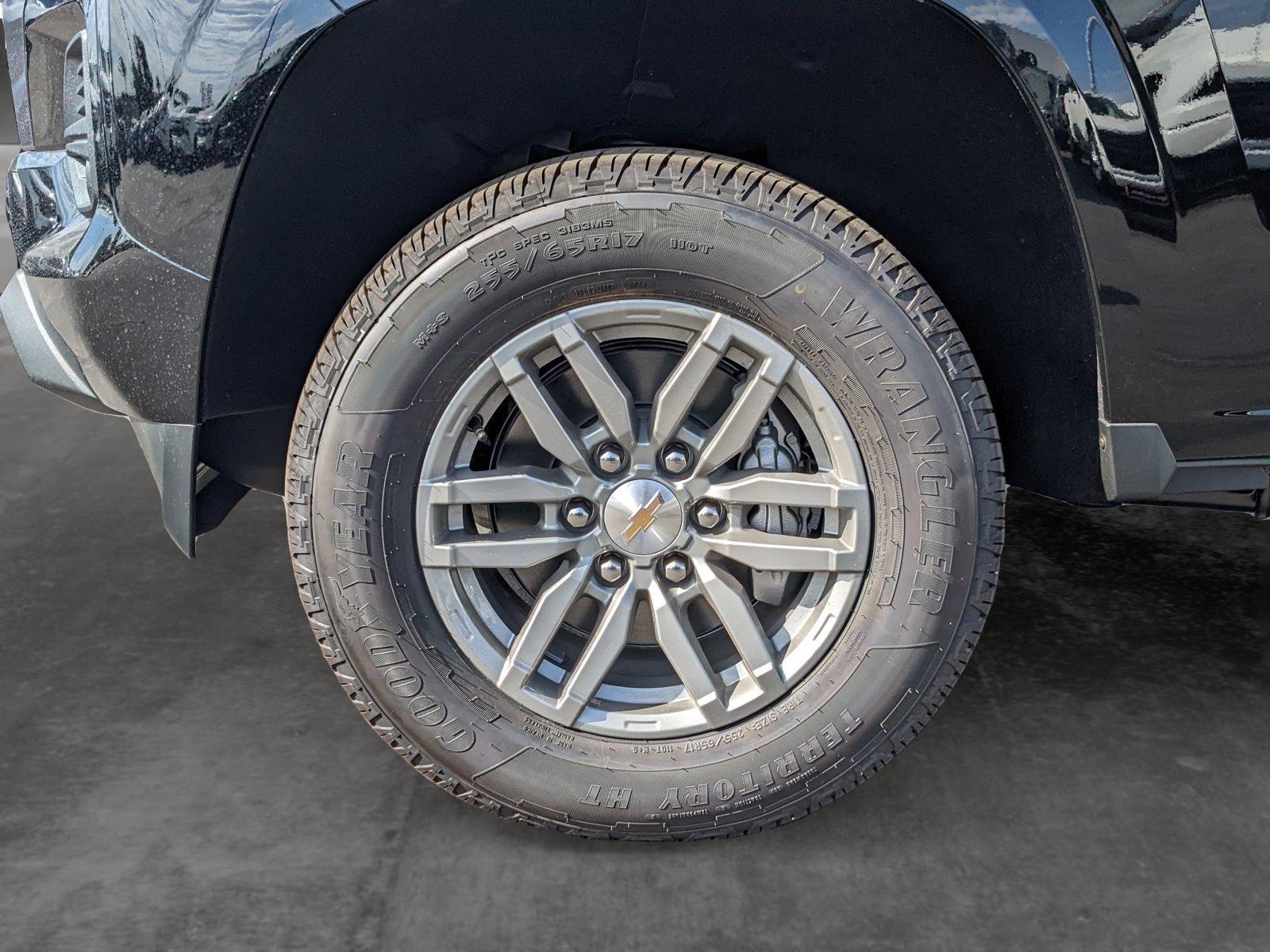 2024 Chevrolet Colorado Vehicle Photo in VALENCIA, CA 91355-1705