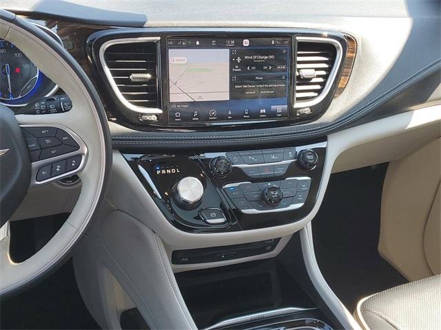 2021 Chrysler Pacifica Vehicle Photo in GRAND BLANC, MI 48439-8139