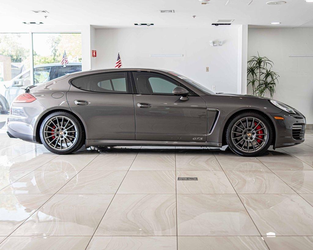 2015 Porsche Panamera Vehicle Photo in Plainfield, IL 60586