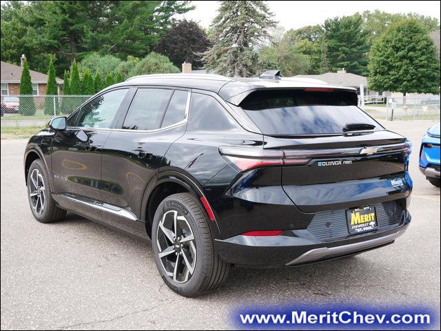 2024 Chevrolet Equinox EV Vehicle Photo in MAPLEWOOD, MN 55119-4794